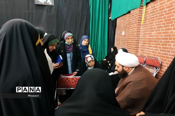 دورهمی دختران بینهایتی شهر تهران در آستانه نیمه شعبان