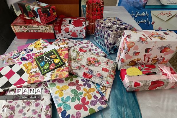 آیین جشن نیکوکاری در مدرسه حاجیه نوری ملارد