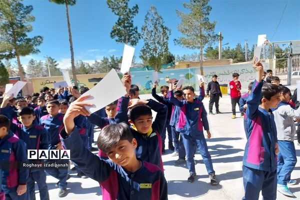 جشن نیکوکاری دبستان قرآنی شهید منتظر قائم شهرستان خاتم