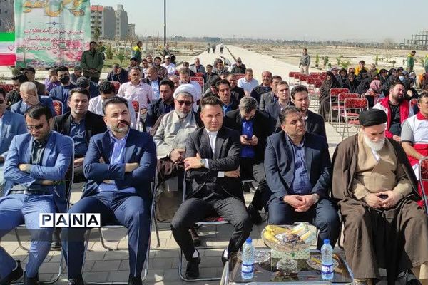 گرامیداشت روز درختکاری در بهارستان 2