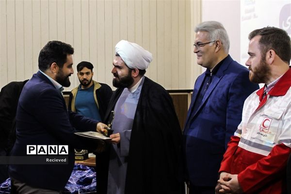 آیین تجلیل از فعالان عرصه احسان و نیکوکاری در ارومیه