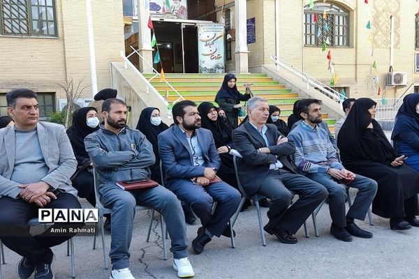 برگزاری نمایشگاه دستاوردهای دانش‌آموزان در هنرستان‌های ناحیه چهار شیراز