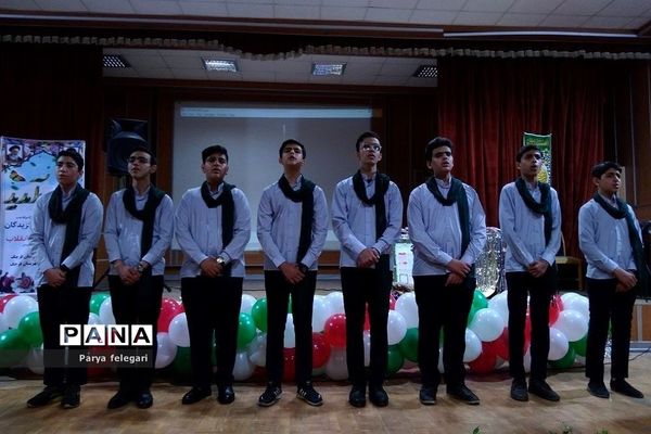 آیین تجلیل از برگزیدگان مسابقه «فرزندان انقلاب» در شهرستان قرچک