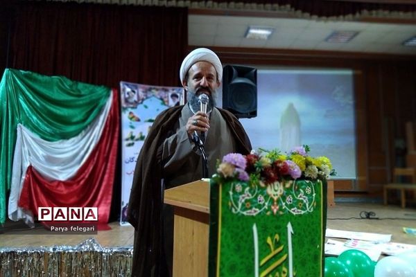 آیین تجلیل از برگزیدگان مسابقه «فرزندان انقلاب» در شهرستان قرچک