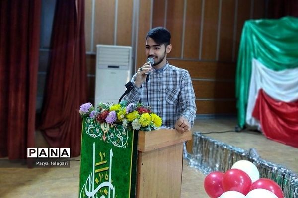 آیین تجلیل از برگزیدگان مسابقه «فرزندان انقلاب» در شهرستان قرچک