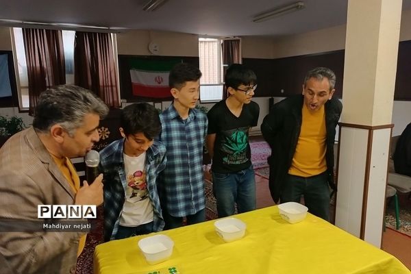 جشن‌نیمه شعبان در دبیرستان شهید بهشتی رودهن