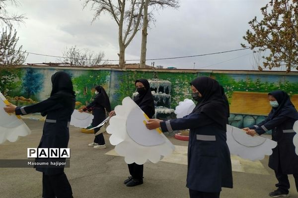 جشن نیمه شعبان در دبیرستان نوشین بختیاری بخش جوادآباد