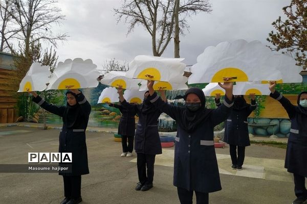 جشن نیمه شعبان در دبیرستان نوشین بختیاری بخش جوادآباد