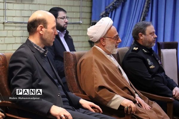 دیدار و تجلیل از مربیان فعال اتحادیه انجمن‌های اسلامی دانش‌آموزی آذربایجان شرقی