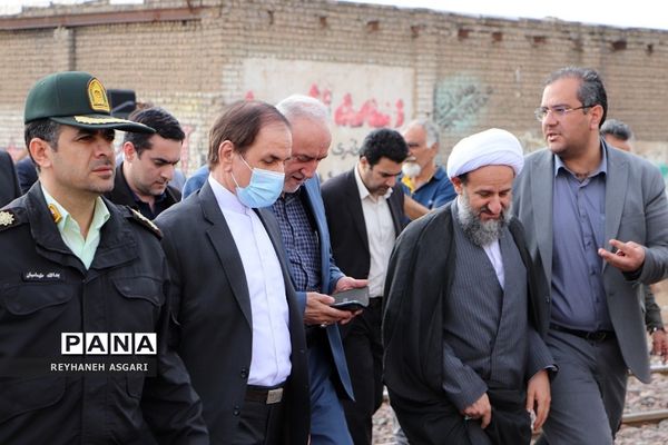 بازدید استاندار تهران از روند اجرایی احداث زیرگذر محمدآباد و داوودآباد شهرستان قرچک