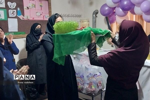 جشن‌نیمه شعبان و عید امید در مدارس رودهن