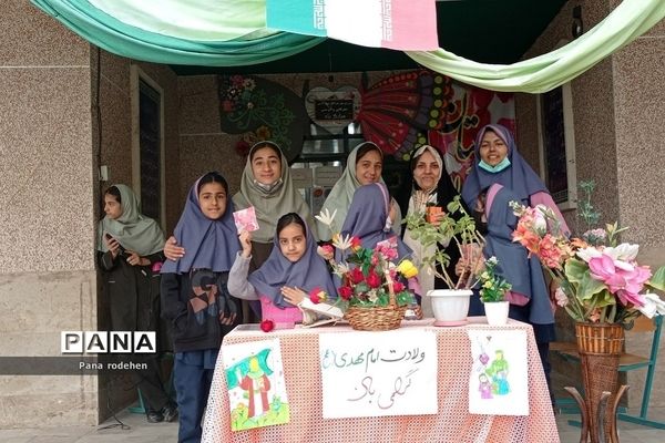 جشن‌نیمه شعبان و عید امید در مدارس رودهن