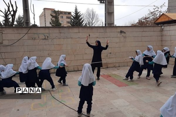 جشن عید امید و جشن نیکوکاری در دبستان  دخترانه سما یک رودهن