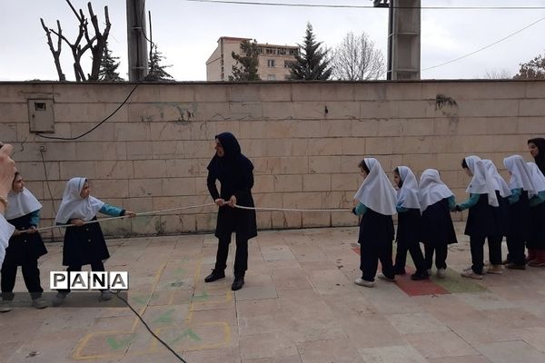 جشن عید امید و جشن نیکوکاری در دبستان  دخترانه سما یک رودهن