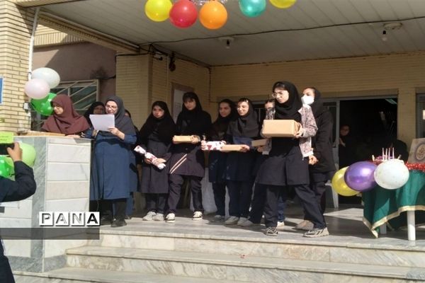 جشن میلاد امام زمان در هنرستان شاهد قائمشهر