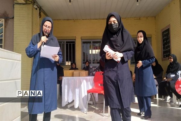 جشن میلاد امام زمان در هنرستان شاهد قائمشهر