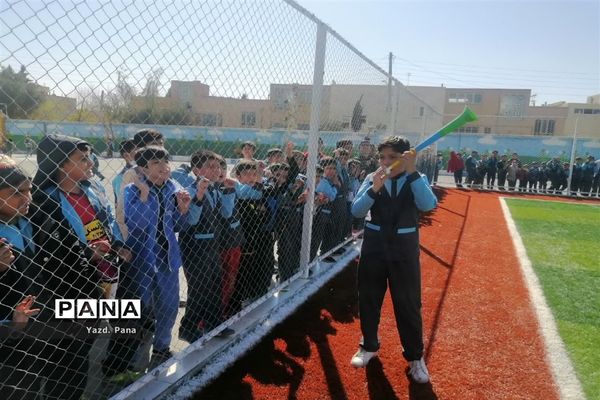 مسابقات فوتبال بین مدرسه‌ای پسران ناحیه یک یزد