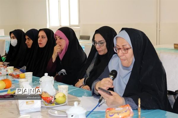 تقدیر از فعالان عرصه تربیتی مدارس شهرستان فیروزکوه