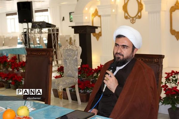 تقدیر از فعالان عرصه تربیتی مدارس شهرستان فیروزکوه