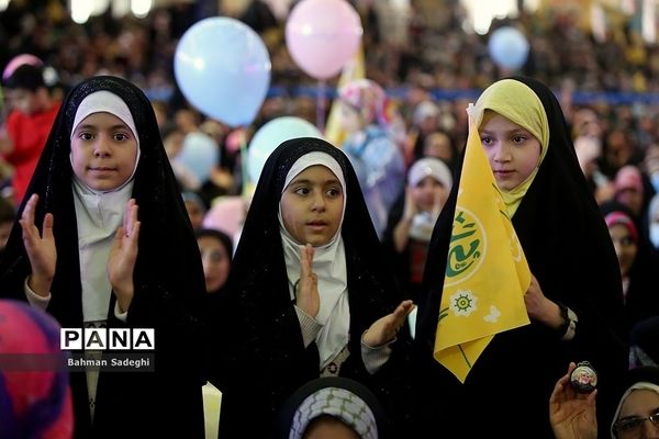 رونمایی از سرود سلام فرمانده ۲