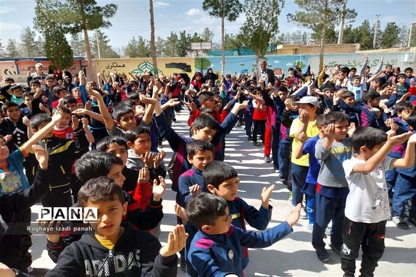 برگزاری جشن نیمه شعبان در دبستان قرآنی شهید محمد منتظر قائم