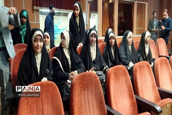 سومین آیین دانش‌آموختگی دانشجو معلمان دانشگاه فرهنگیان جنوب شرق استان تهران