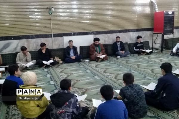 برگزاری کلاس‌های قرآن و احکام اسلامی در مسجد جامع رودهن