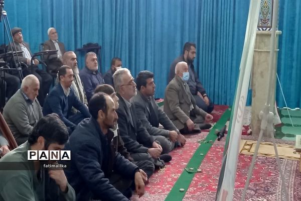 جشن نیکوکاری و تقدیر از دو پدر شهید به مناسبت روز شهدا در نماز جمعه فیروزکوه