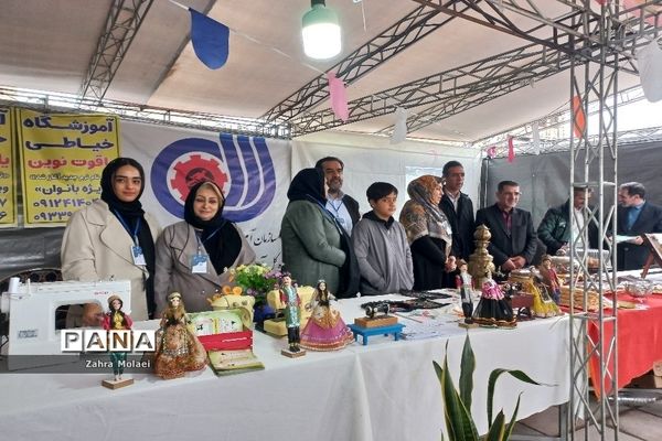 رزمایش جهادی محلات کم برخوردار در شهرستان بهارستان