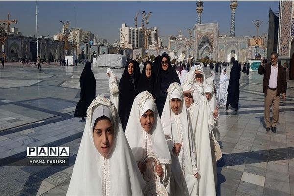 جشن تکلیف دختران دبستان شهدای فرهنگی ناحیه۷ مشهد مقدس