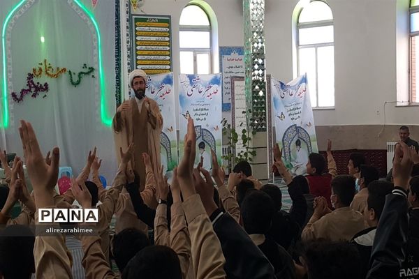 برگزاری آیین نمادین جشن تکلیف دانش‌آموزان پسر شهرستان فیروزکوه