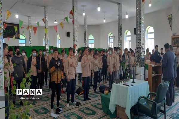 برگزاری آیین نمادین جشن تکلیف دانش‌آموزان پسر شهرستان فیروزکوه