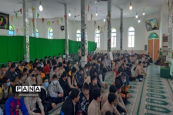 برگزاری آیین نمادین جشن تکلیف دانش‌آموزان پسر شهرستان فیروزکوه