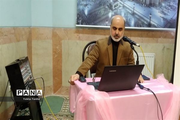 نشست‌های آموزش خانواده‌ در پاکدشت