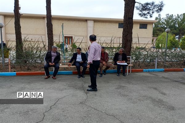 برگزاری اردوی تفریحی یک روزه مربیان و معاونان پرورشی شهرستان قدس در اردوگاه شهید منتظری شهرستان شهریار