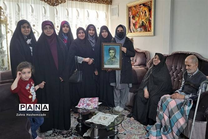 دیدار با خانواده شهدا بهمناسبت گرامیداشت روز شهدا در شهرری