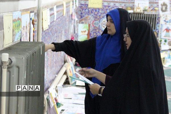 داوری آثار مسابقه فرهنگی هنری «امید فردا» در ناحیه یک شهرری
