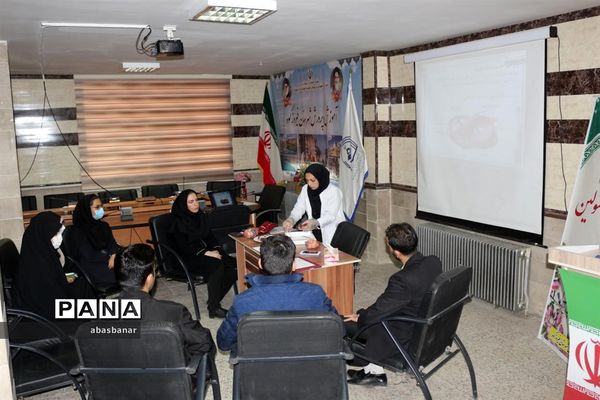 برگزاری کارگاه توان افزایی دبیران درس زیست‌شناسی