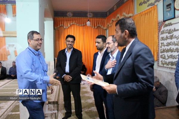 آیین تجلیل از همکاران خانواده معزز شهدای اداره‌کل آموزش و پرورش استان بوشهر