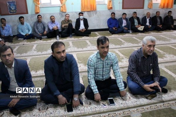 آیین تجلیل از همکاران خانواده معزز شهدای اداره‌کل آموزش و پرورش استان بوشهر