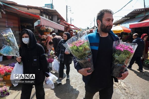 بازار بهاری گل و گیاه در آستانه نوروز