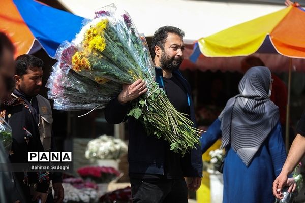 بازار بهاری گل و گیاه در آستانه نوروز