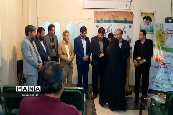عصر شعر به نام شهدا در آباده