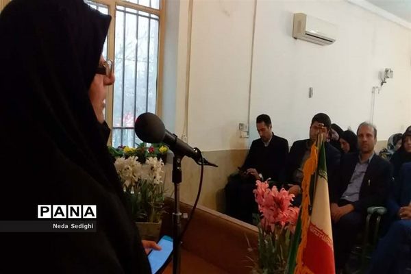 عصر شعر به نام شهدا در آباده