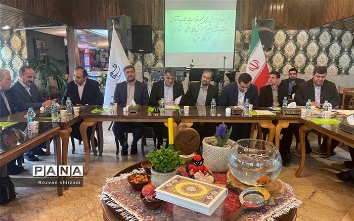 عملکرد آموزش و پرورش در عملکرد سایر نهادهای اجتماعی موثر است