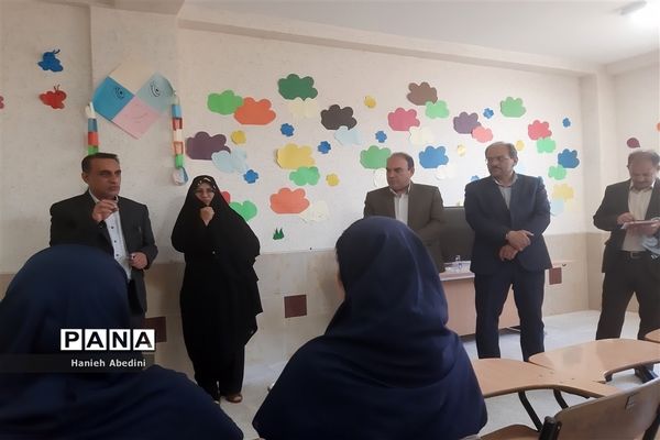 اعتکاف علمی تحصیلی دانش‌آموزان ناحیه سه شیراز