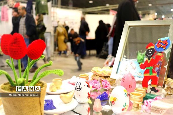 غرفه محصولات ایرانی اسلامی کانون‌های فرهنگی تربیتی در هفتمین نمایشگاه سراسری تجارت عمومی