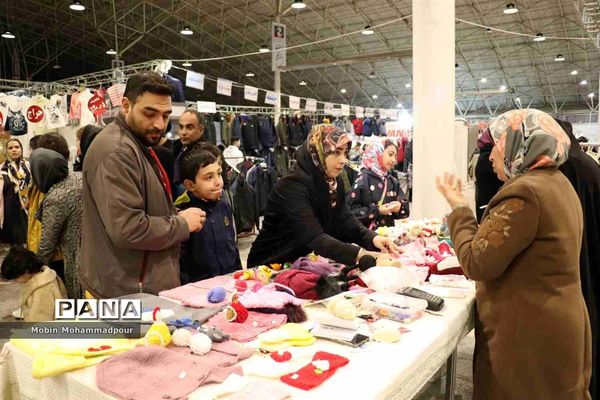 غرفه محصولات ایرانی اسلامی کانون‌های فرهنگی تربیتی در هفتمین نمایشگاه سراسری تجارت عمومی