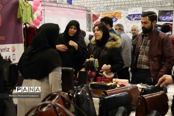 غرفه محصولات ایرانی اسلامی کانون‌های فرهنگی تربیتی در هفتمین نمایشگاه سراسری تجارت عمومی