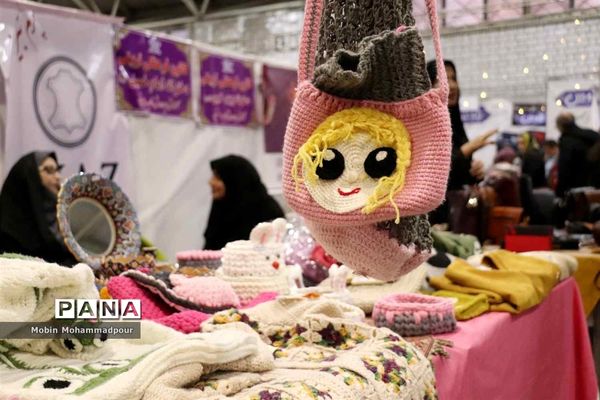 غرفه محصولات ایرانی اسلامی کانون‌های فرهنگی تربیتی در هفتمین نمایشگاه سراسری تجارت عمومی